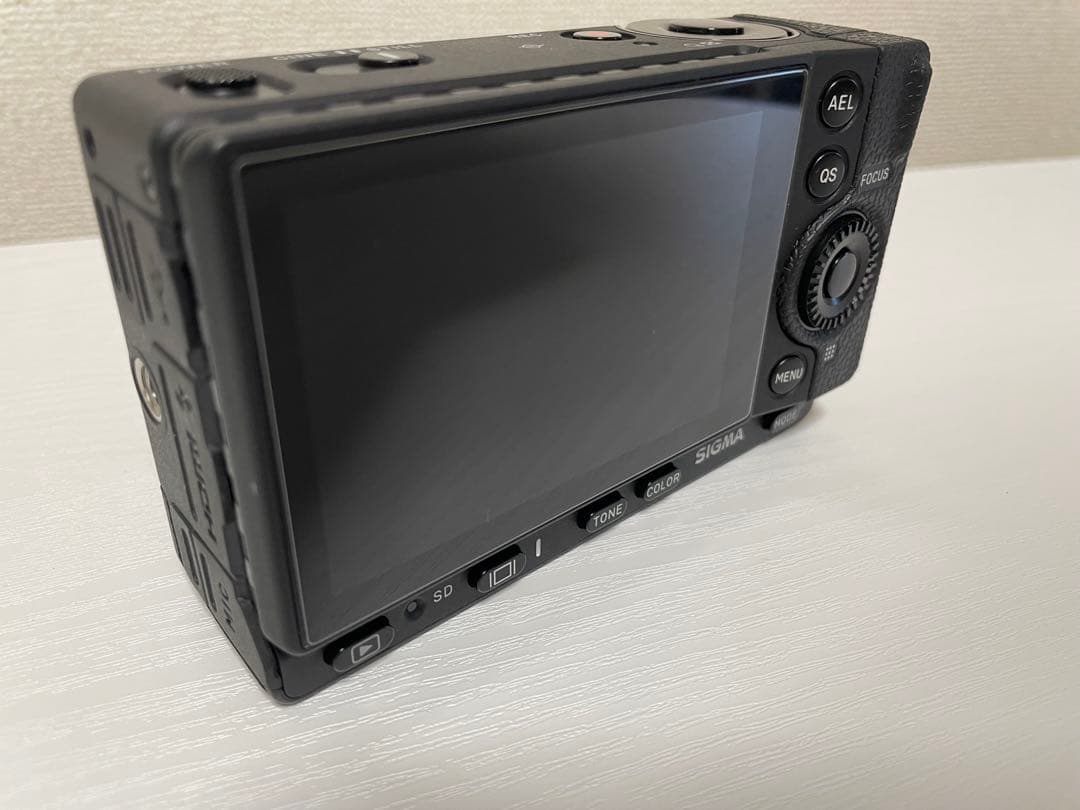 SIGMA fp フルサイズミラーレス一眼カメラ 液晶保護フィルム予備付き