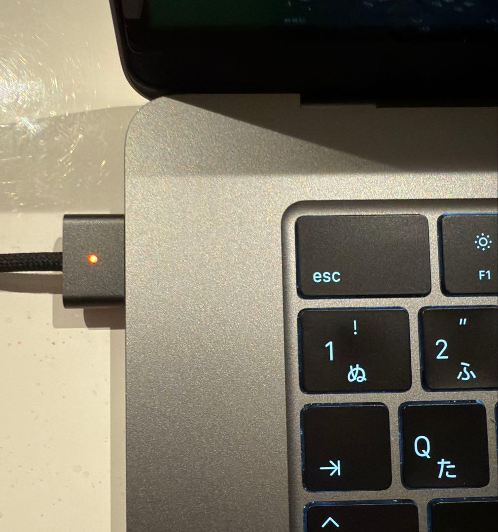 【美品】MacBook Air（2023年／M2チップ／16GB／512GB）