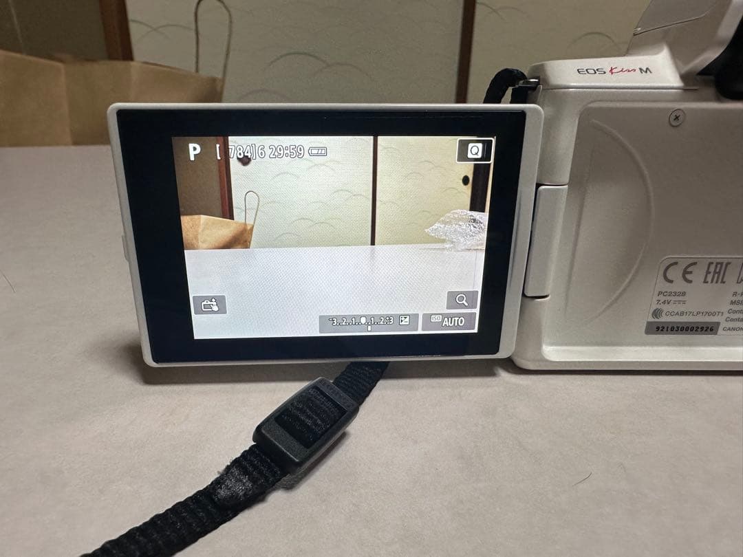 canonEOSkissM 本体レンズ2本付き