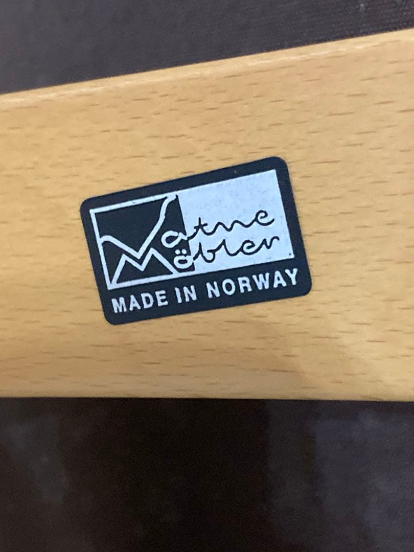 バットネ VATNE”社“ファルコンチェア Falcon Chair オットマン