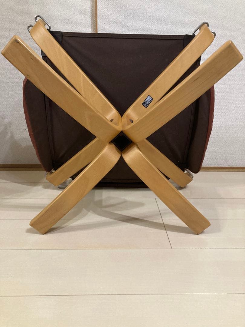 バットネ VATNE”社“ファルコンチェア Falcon Chair オットマン