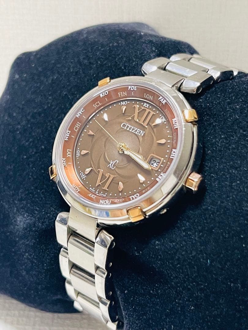 クロッシー xC　ティタニアライン　ブラウン電波ソーラー　H240　稼働品