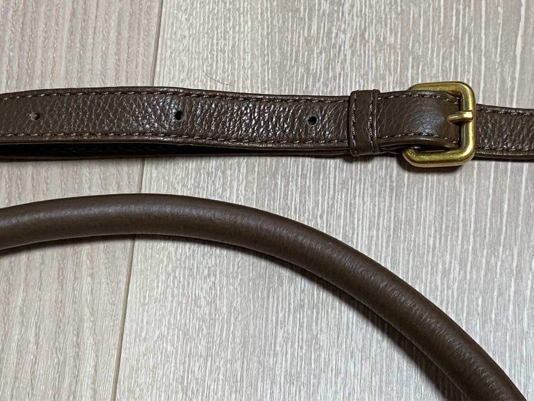 Marc by Marc Jacobs ショルダーバッグ ブラウン