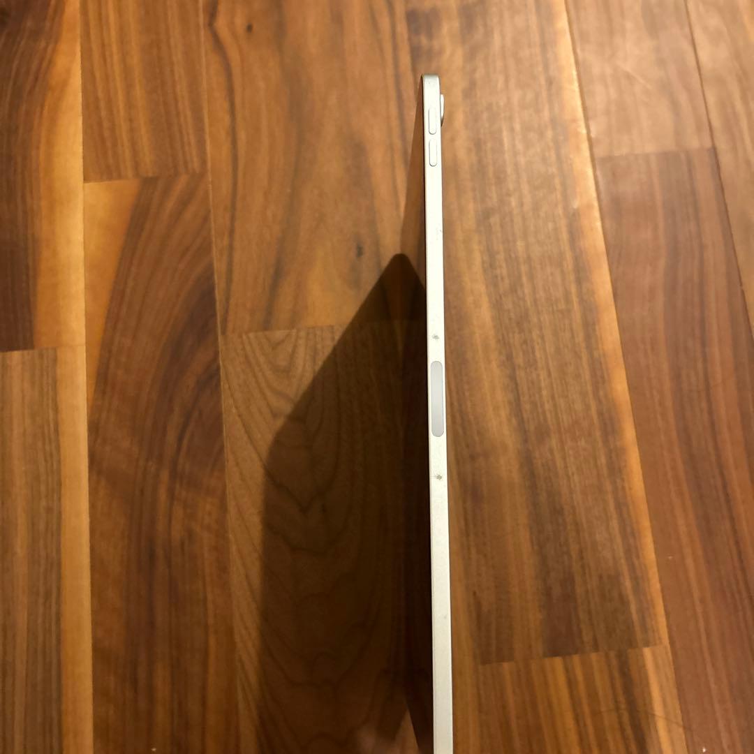 iPad Air (第4世代) 10.9インチ シルバー 本体