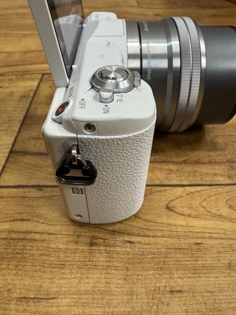 SONY α 5100 ミラーレス一眼カメラ ダブルレンズキット　ホワイト