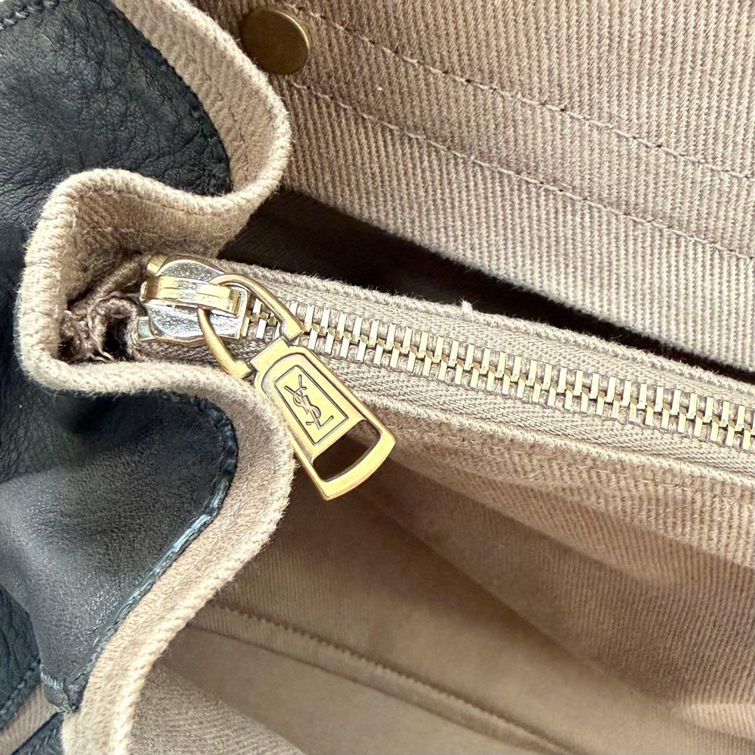 YSL イヴサンローラン ミューズトゥ グレー レザー ハンドバッグ　肩掛け
