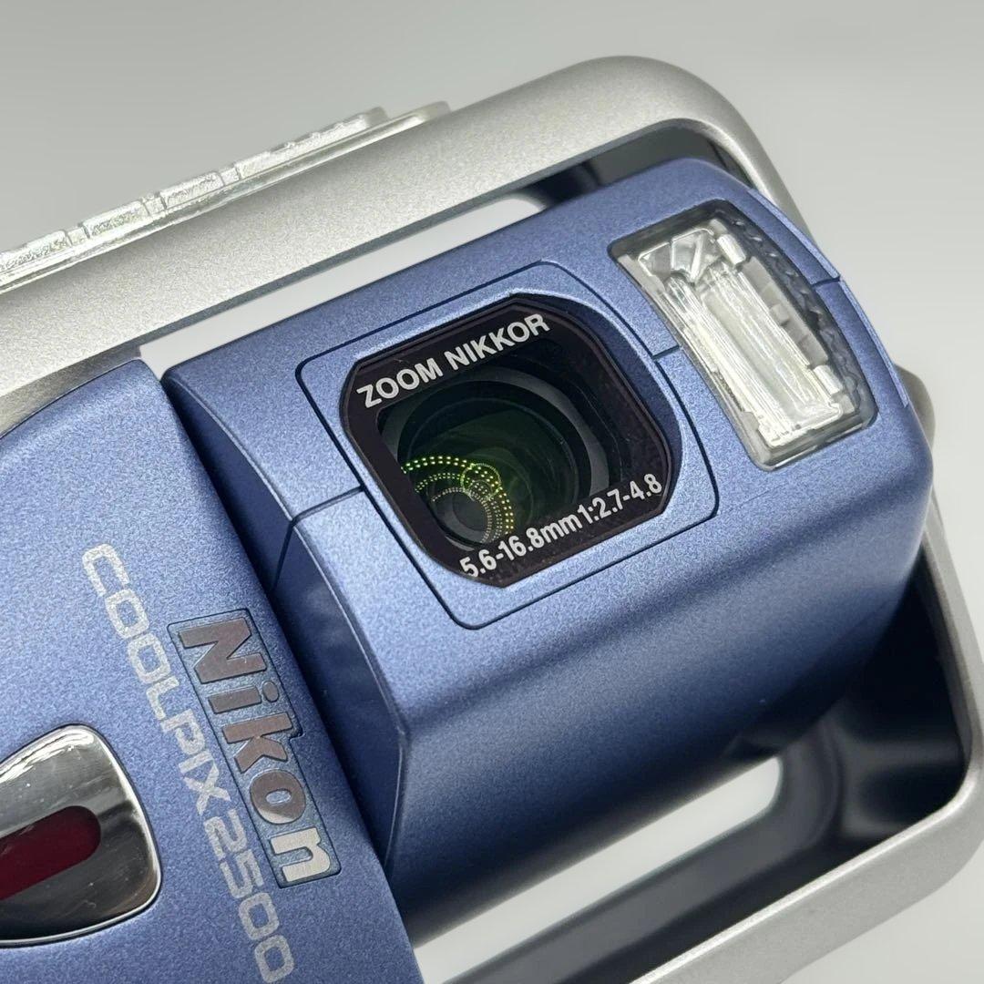 【美品】NIKON COOLPIX 2500 コンデジ クールピクス 箱付