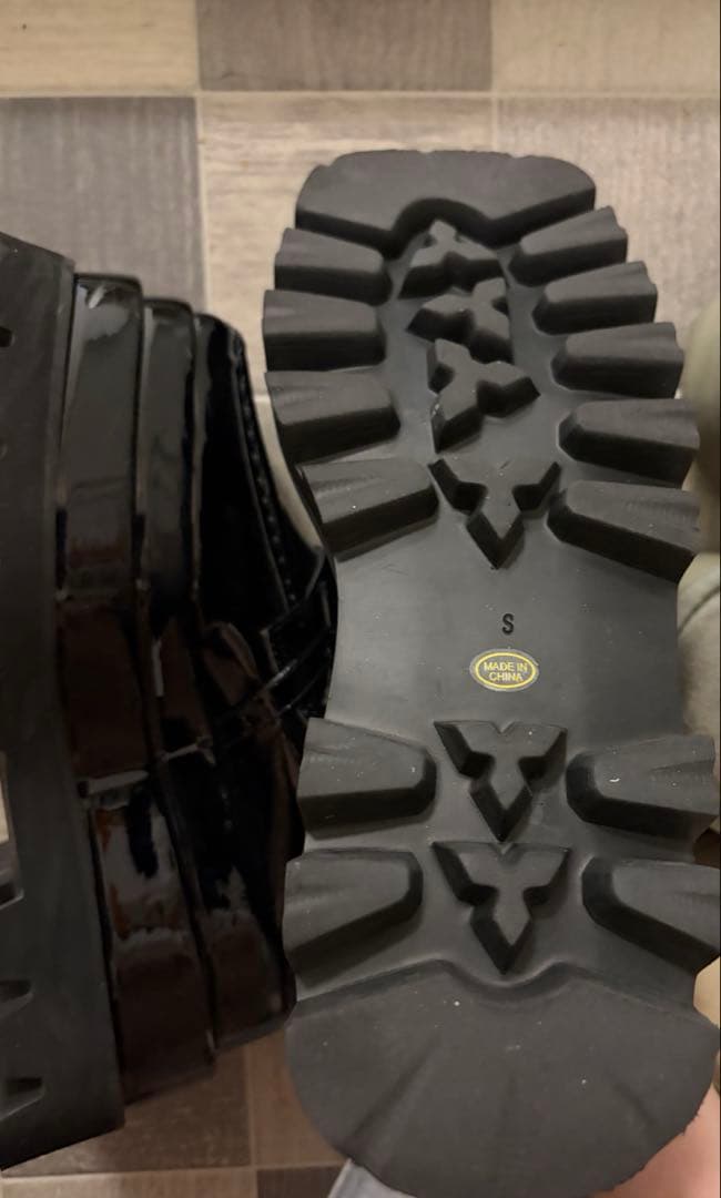 ダーリッチ　ローファー