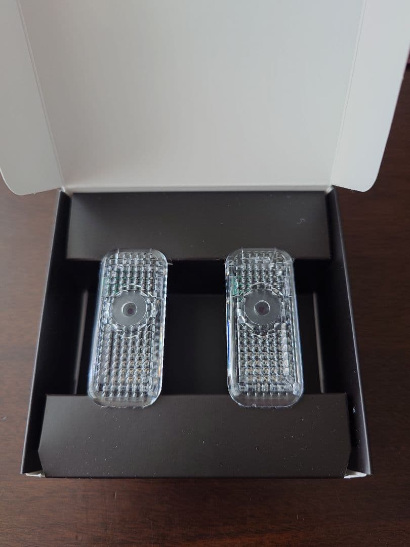 アウディ純正 ドア エントリーライト「Ｓ」ロゴ 　Audi