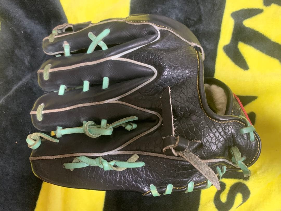 ローリングス硬式投手用グローブ(阪神秋山モデル)