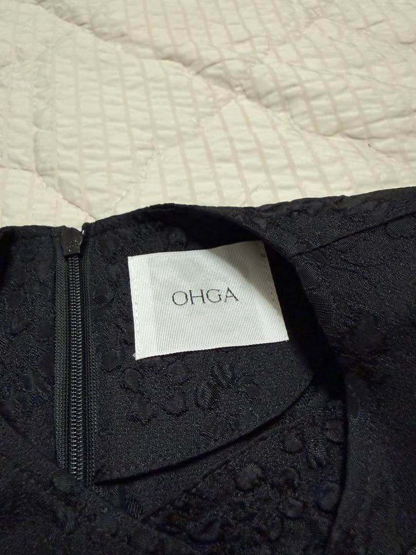 セールOHGA ブラックフリルブラウス フリーサイズ