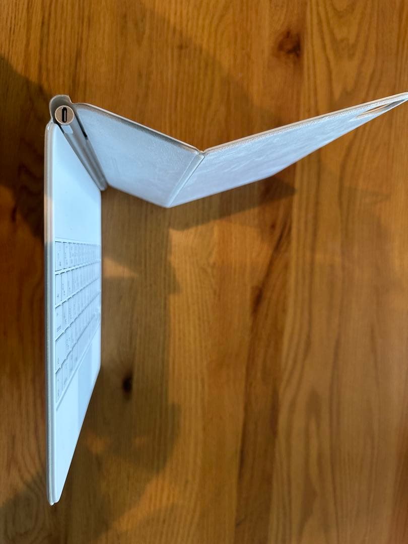 【猫】iPad Magic Keyborad 12.9インチ用 ホワイト