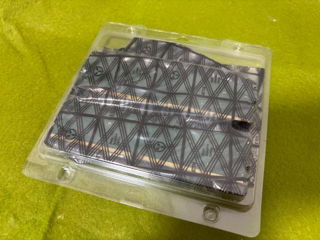 【デスクトップ用メモリ】Crucial DDR4 3200 【8G x2枚】