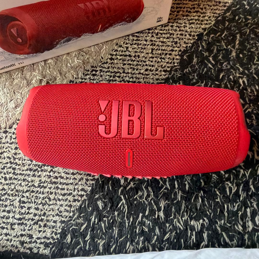 JBL Charge 5 レッド値下げ中