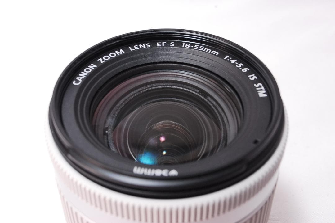 ✨ほぼ新品✨Wi-Fi搭載✨Canon Kiss X9 レンズセット