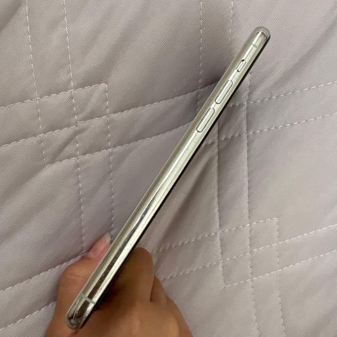 【画面割れなし】箱付Apple iPhone 11 Pro シルバー 256GB