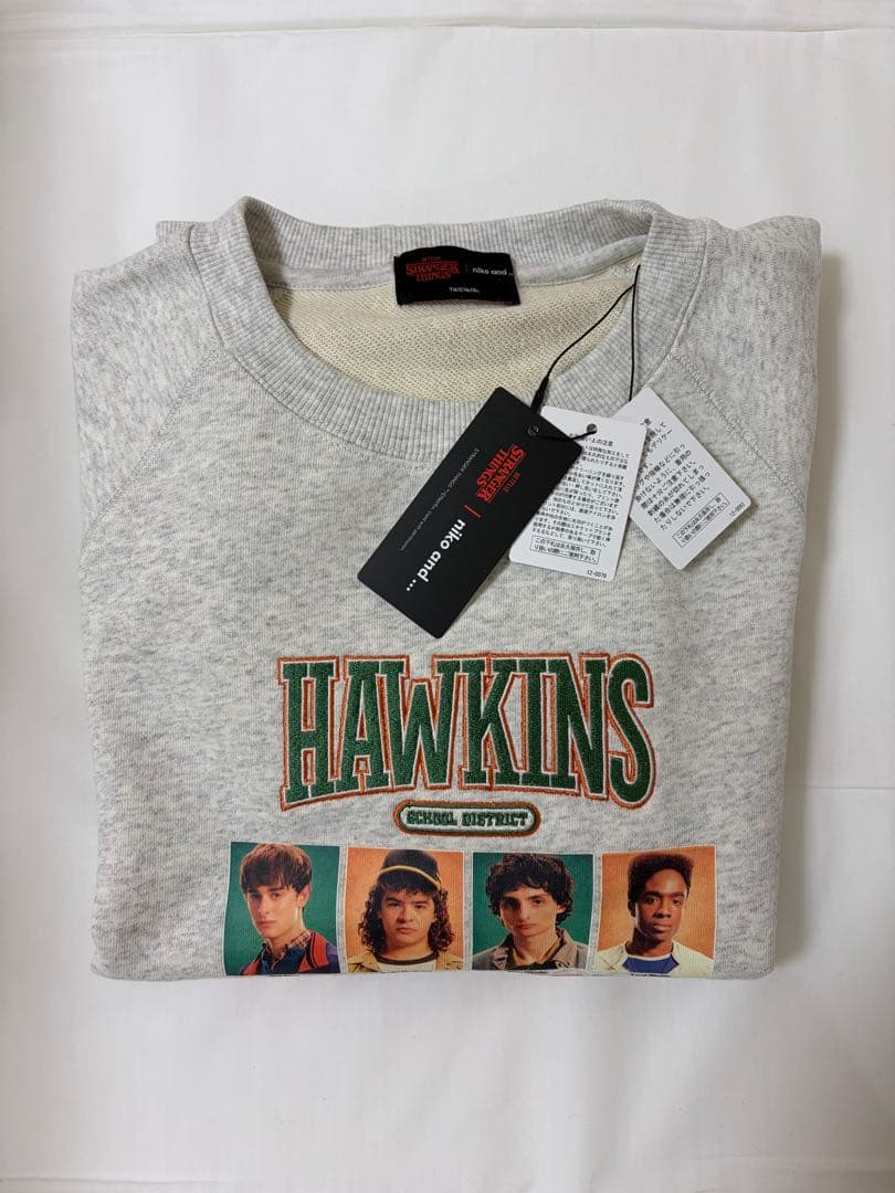 STRANGER THINGS スウェットプルオーバー オートミール