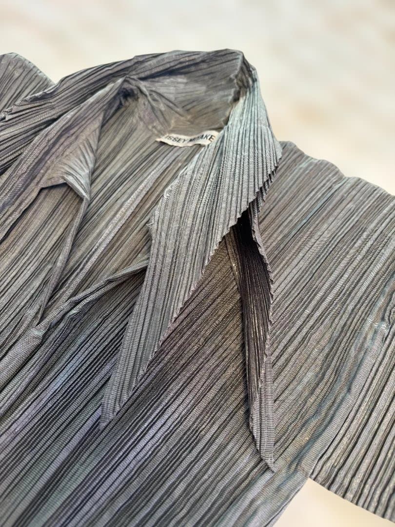 [超希少] ISSEY MIYAKE 変形 3D プリーツ トップス