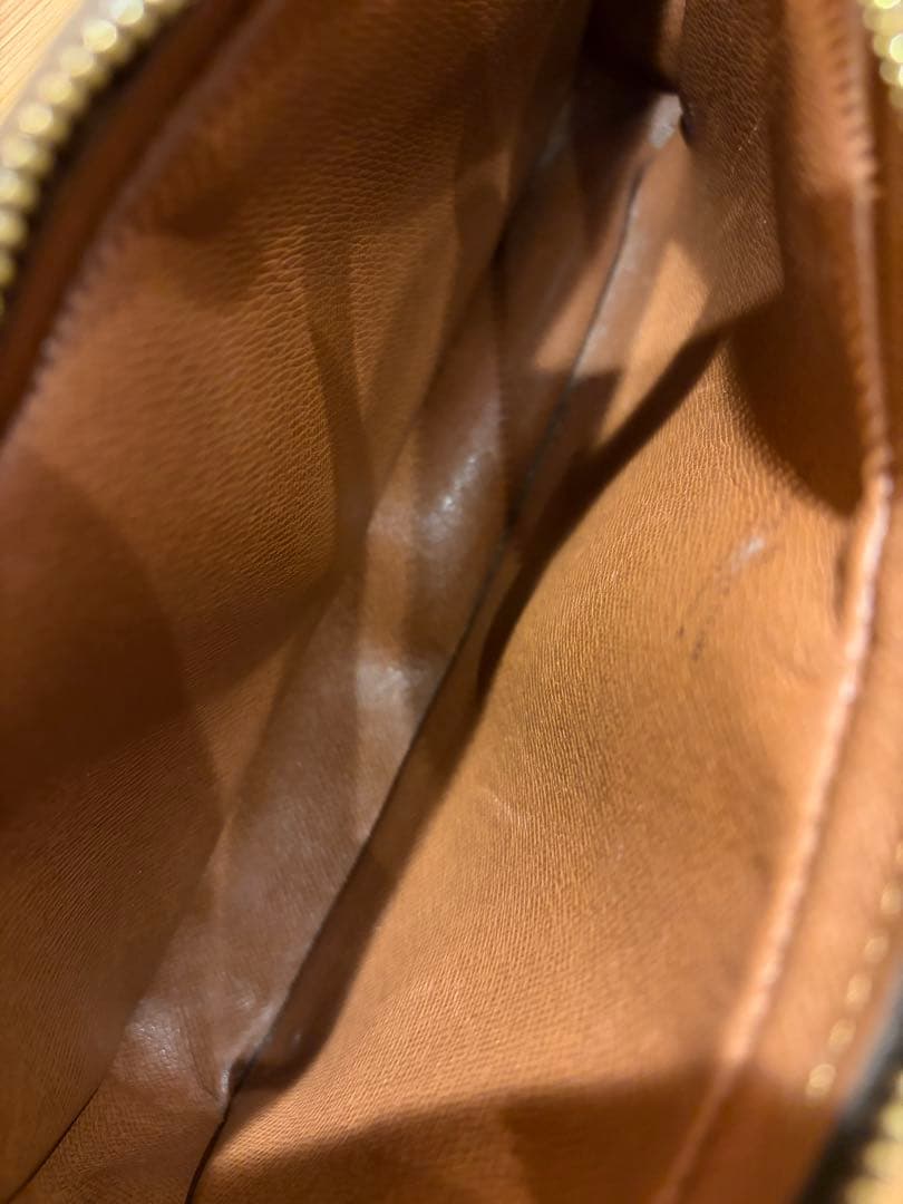 Louis Vuittonモノグラムショ ルダーバッグ マルリーバンドリエ ール