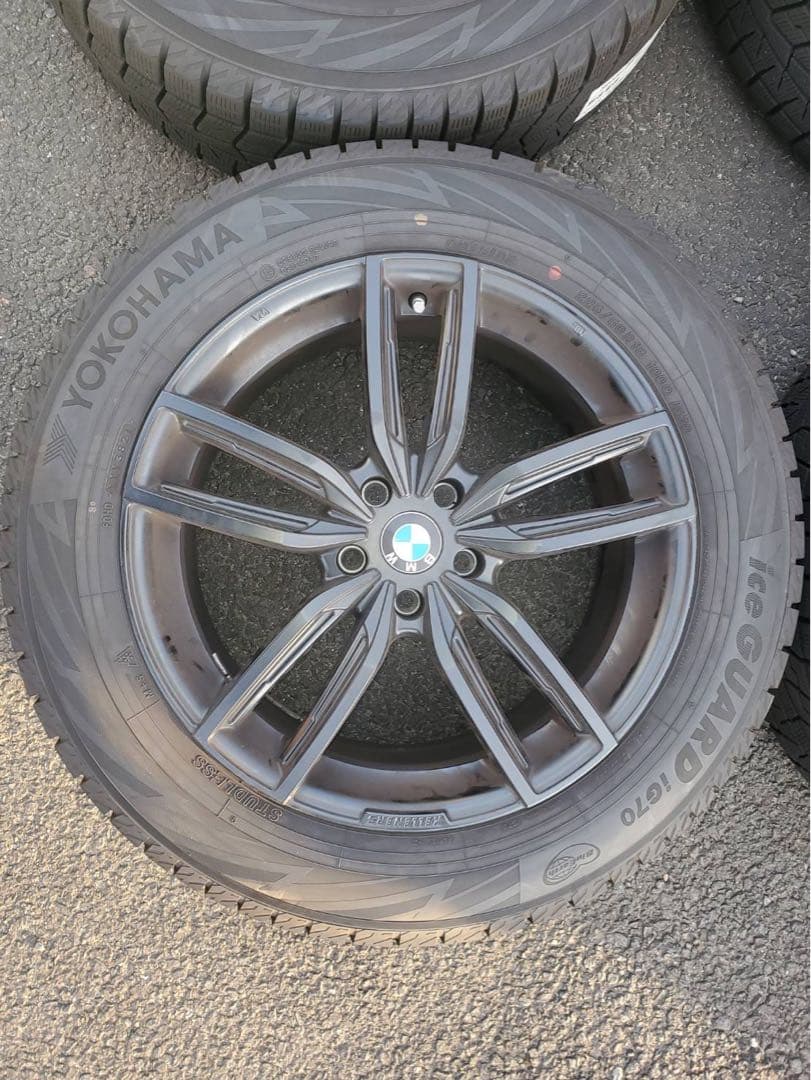  X3,X4 G01,G02スタットレスタイヤ18インチ