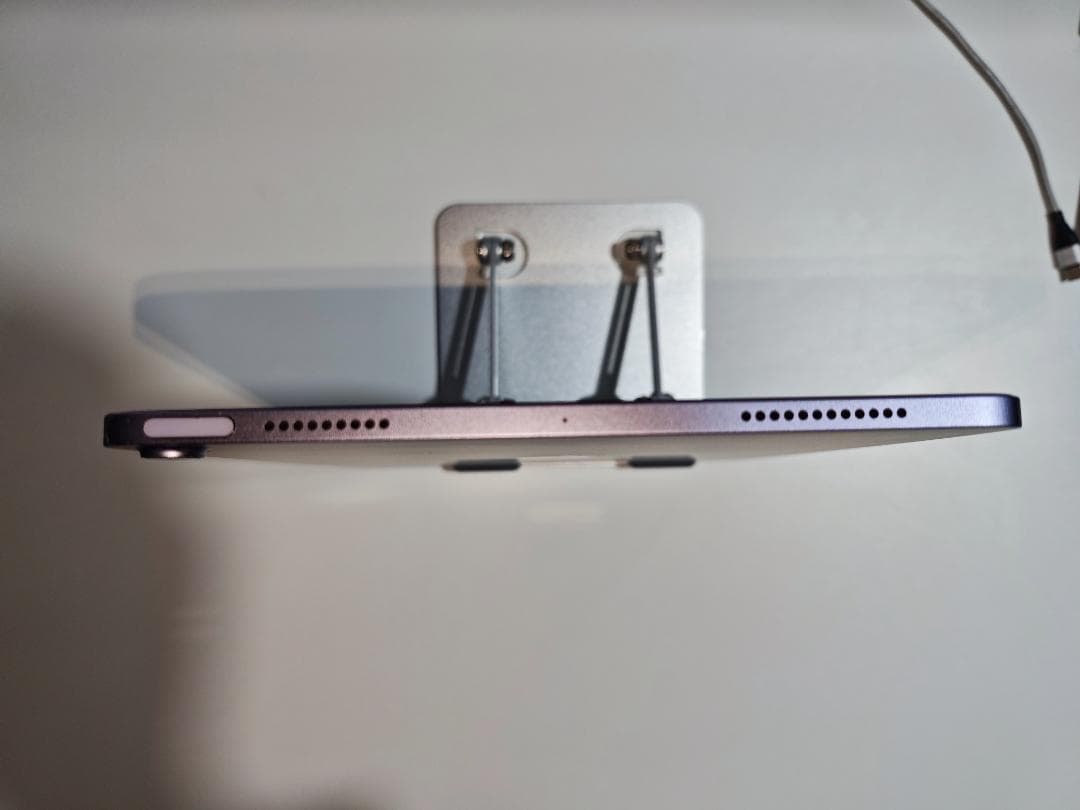 【中古】iPad Air 5th WiFi 64GB パープル 本体のみ