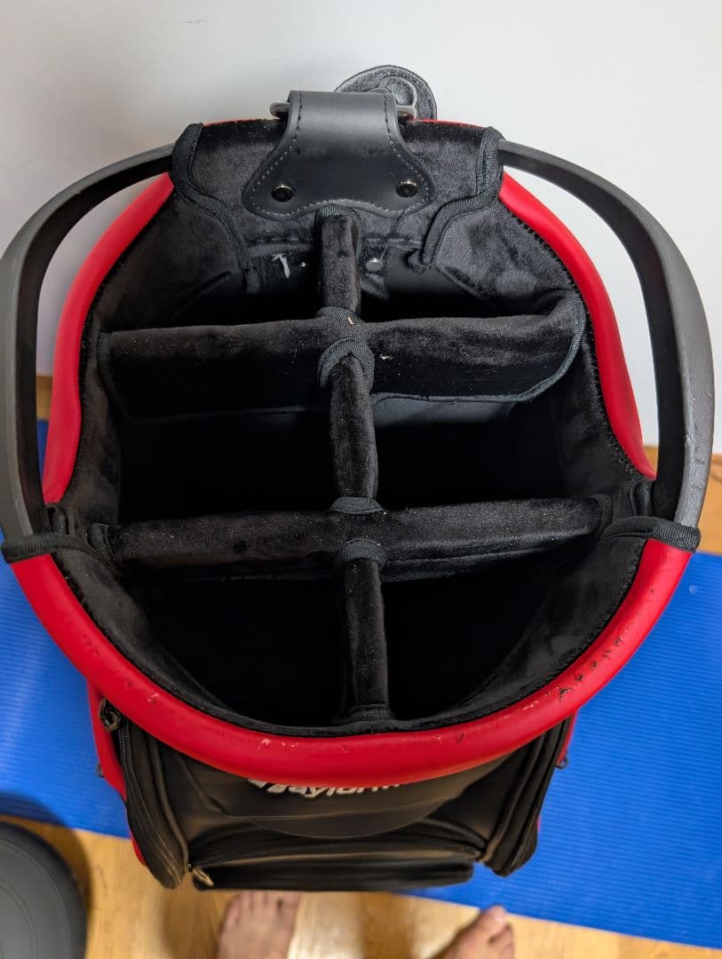 TaylorMade ステルスグローバルツアー キャディバッグ