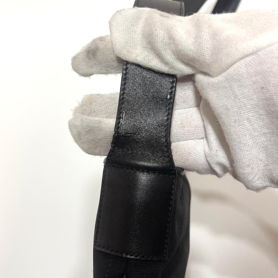【新春特別価格】　GUCCI グッチ 黒 ショルダーバッグ トム・フォード