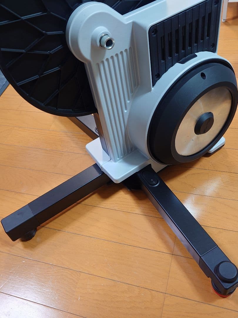 ELITE JUSTO ホームトレーナー Zwift対応