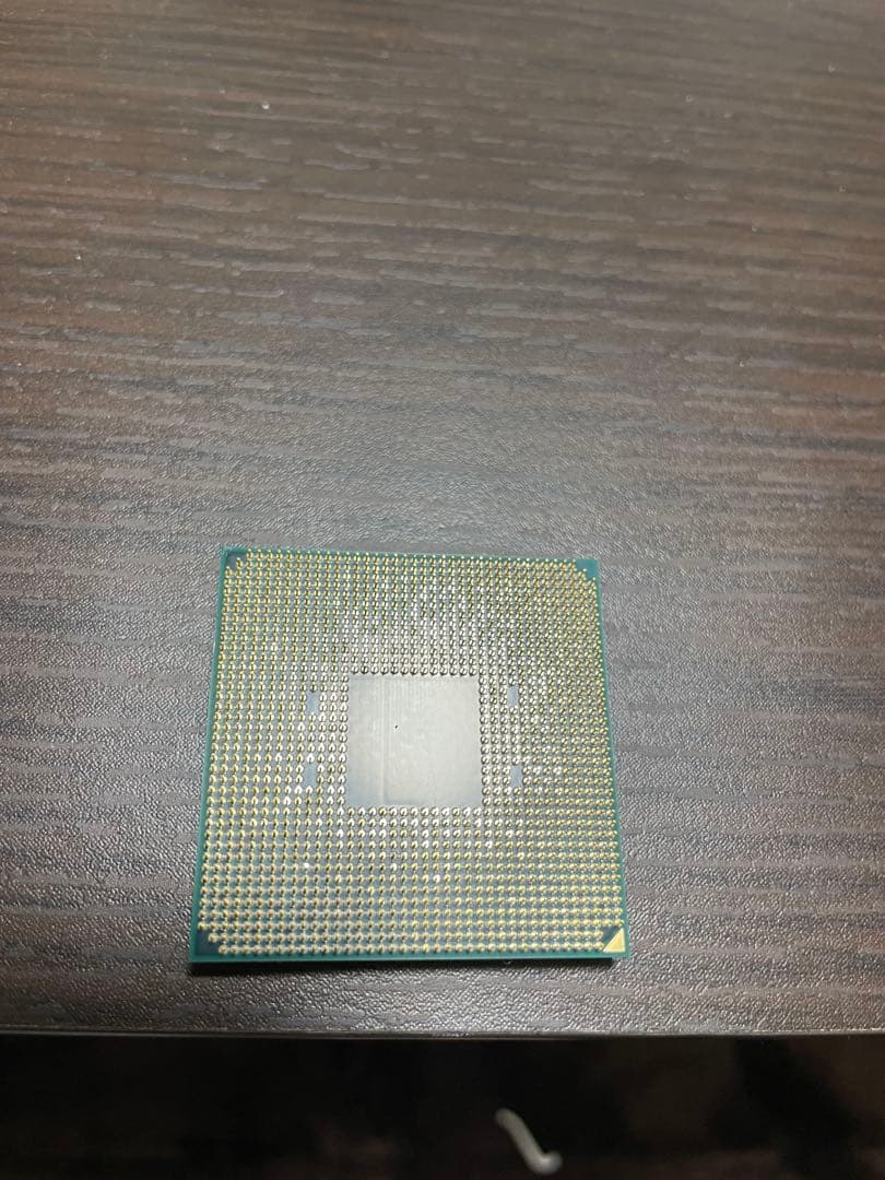 AMD Ryzen 7 3700X CPUグリス付き
