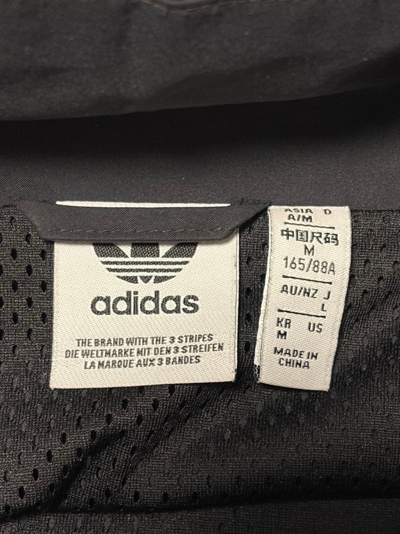 adidas adilenium シーズン2　上下ジャージパンツセットアップ