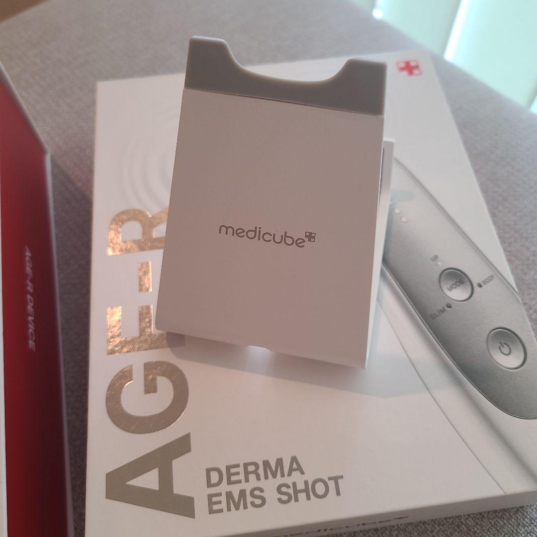 MEDICUBE AGE-R 美顔器セット