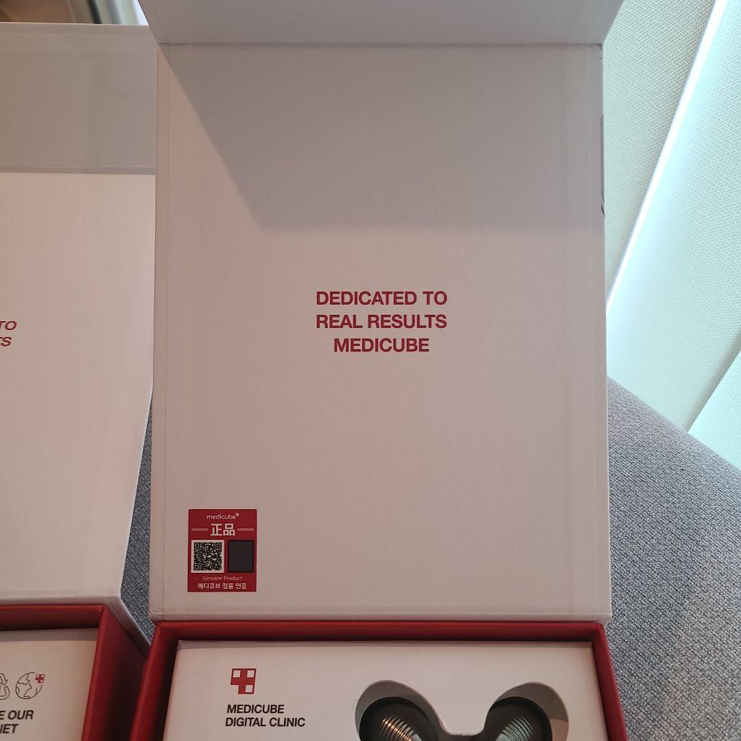 MEDICUBE AGE-R 美顔器セット
