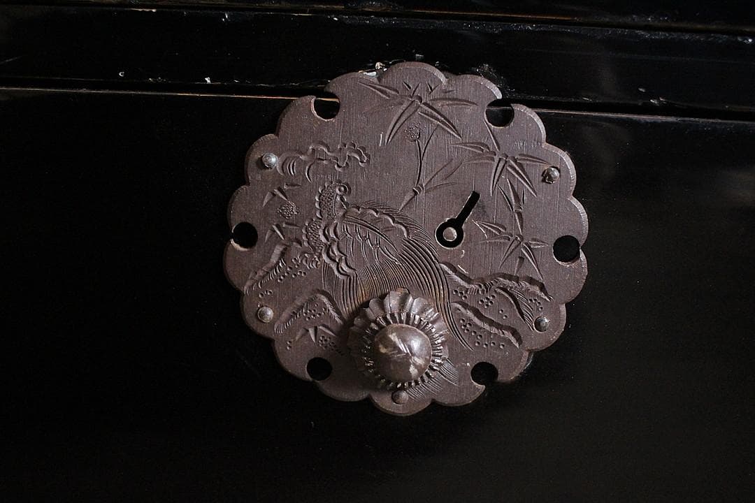 綺麗な丸金具庄内箪笥　3段　中桐　タンス　収納　古家具　古民家　時代家具