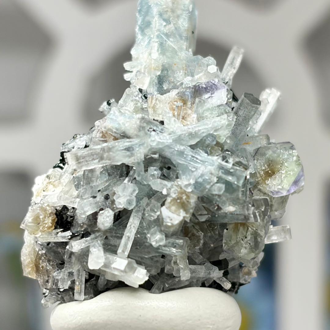 ベリル　アクアマリン　クラスター　鉱物標本　原石　天然石　ストーン　3種共生