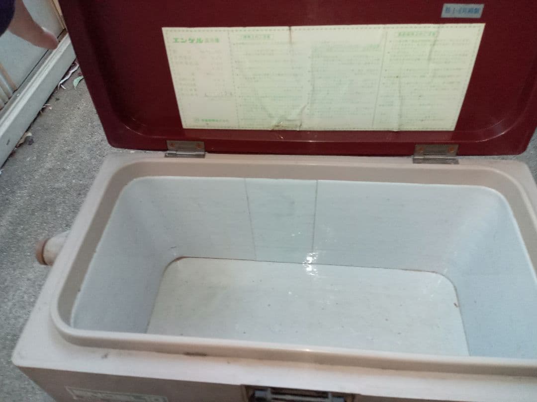 値下げ　エンゲル 温、 冷蔵　10リットル動作確認済み