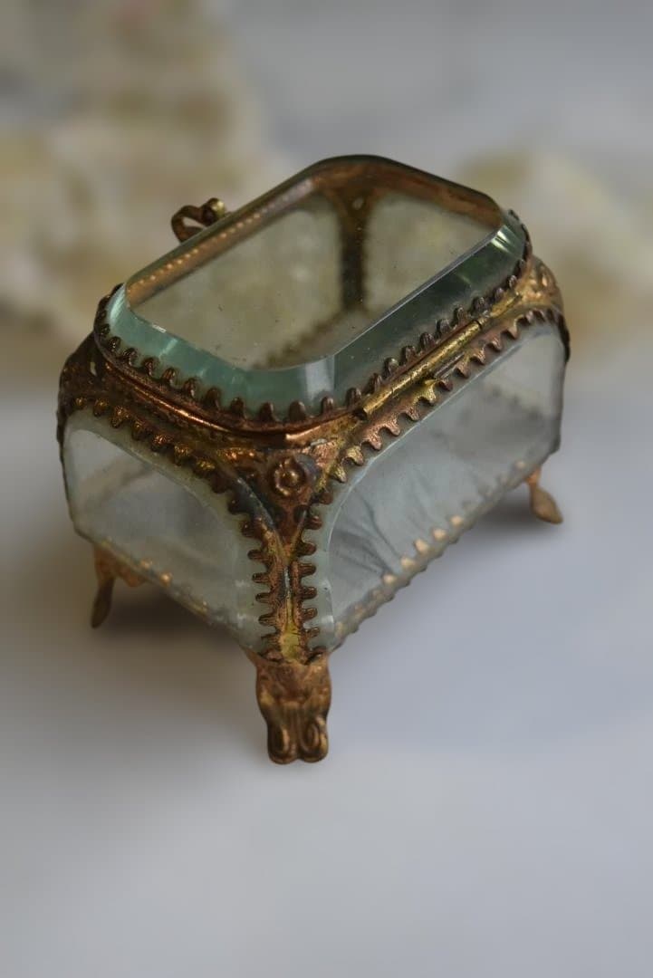 美品　ガラス宝石箱　ジュエリーボックス　　フランスアンティーク　べべルガラス