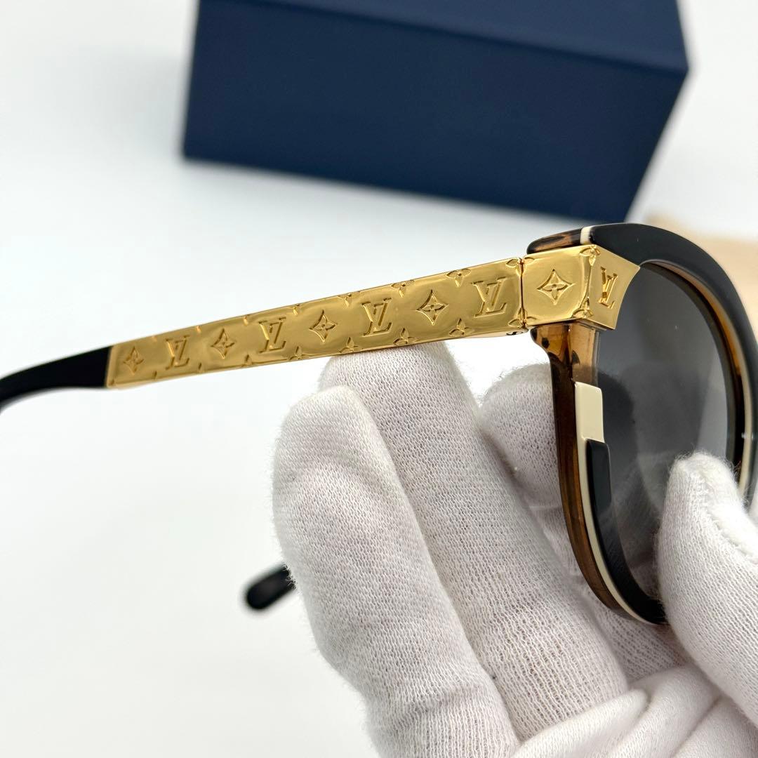 美品 ルイヴィトン サングラス LV プティ スプソン キャッツアイ 現行 黒
