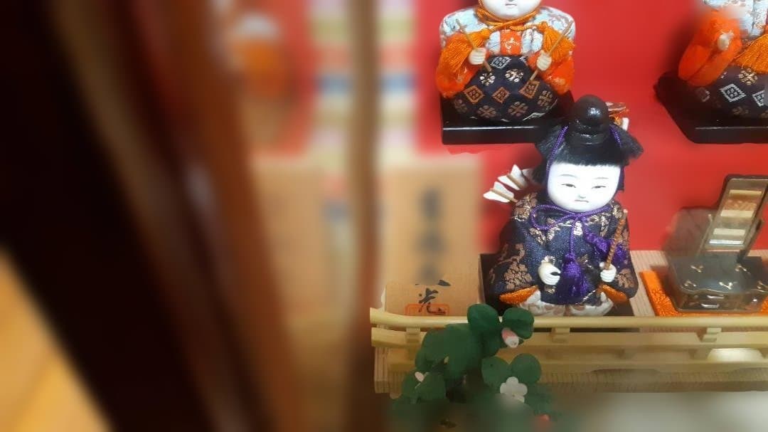 ■吉徳大光　オルゴール付ガラスケース入り　木目込みひな人形　15体■