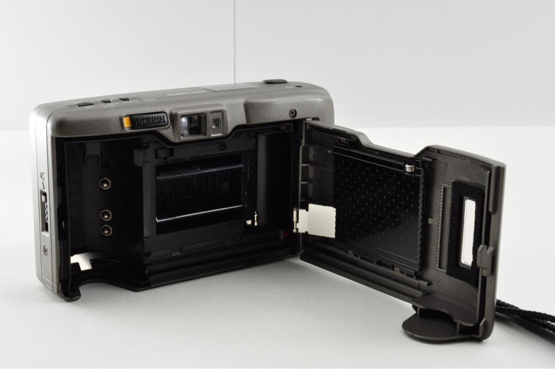 美品⭐︎動作確認済　ニコン Nikon AF600 コンパクトフィルムカメラ