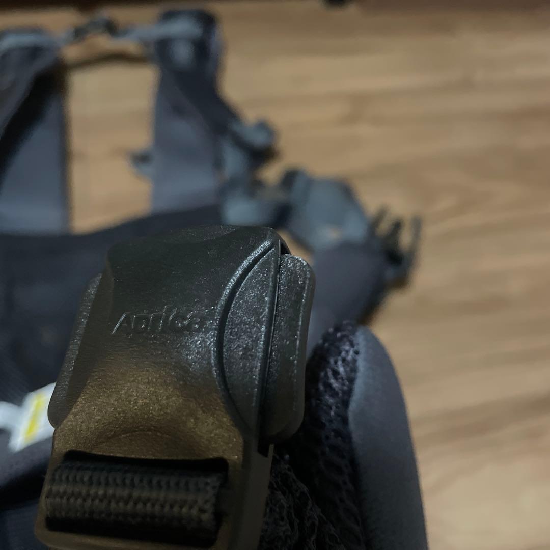 Aprica アップリカ ラクリス ダークグレー　抱っこ紐