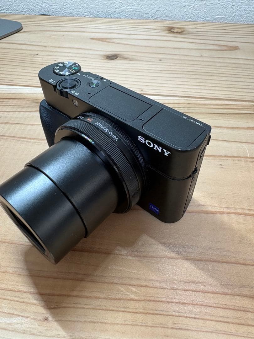 デジタルカメラ SONY Cyber-shot RX100M3