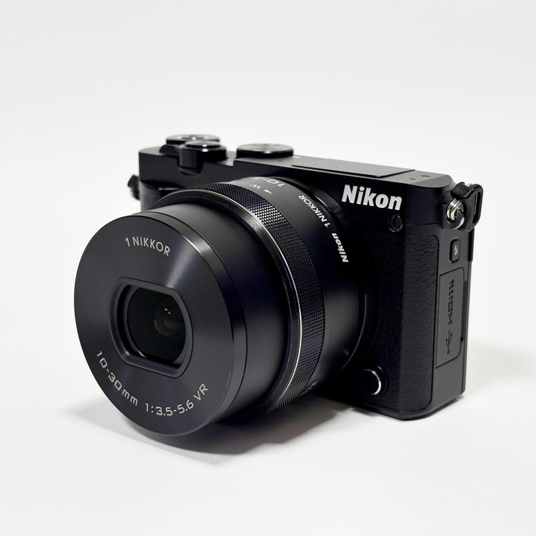 【美品】Nikon Nikon1 J5 ダブルレンズキット ブラック