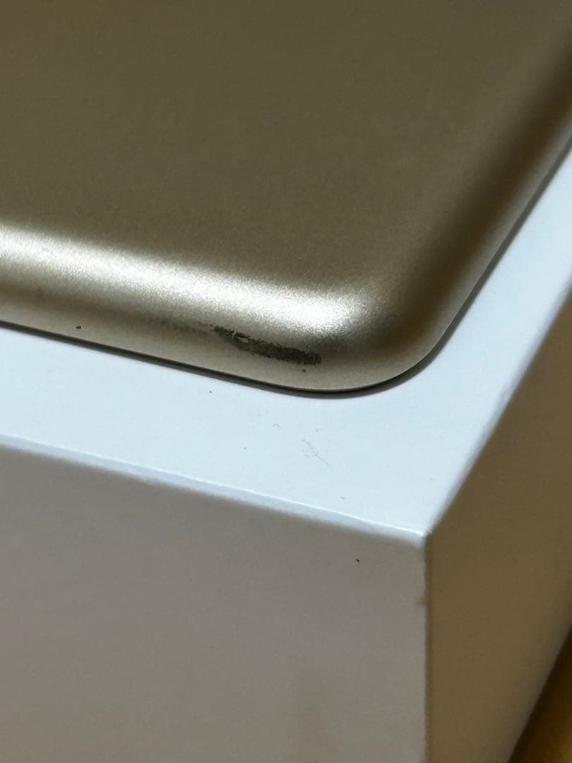 yu　iPad 第5世代 Wi-Fi+ Cellular 32GB