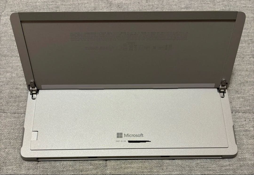 美品 Microsoft Surface Go 4 + キーボードカバー（英語）