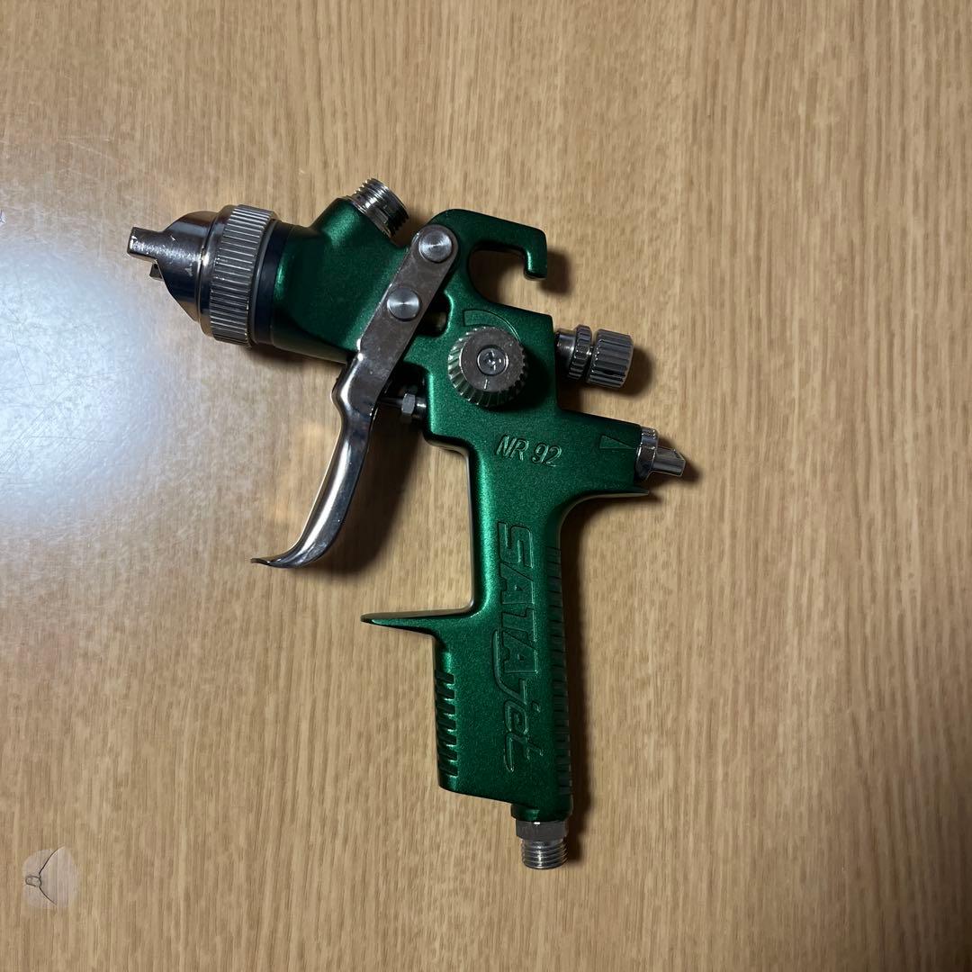 SATA NR. 92 スプレーガン グリーン