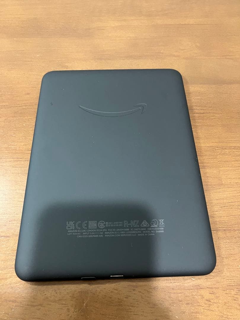 Amazon Kindle Paperwhite 第12世代 16GB カバー付