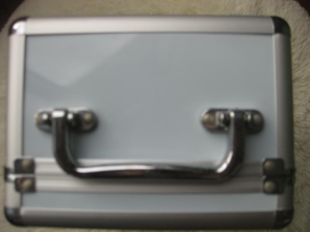 新品ニュースキンgenLOC Meアルミケース付き本体＆標準カートリッジセット