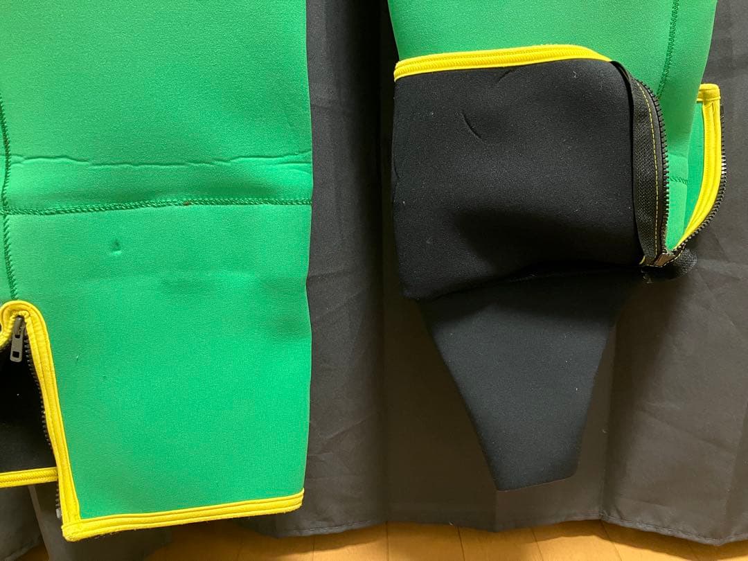 【値下げ】SPYDERFLEX ドライスーツ 黒/緑