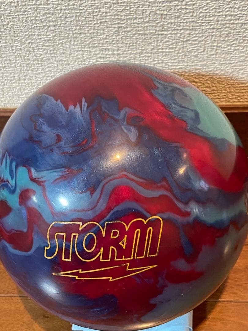 STORM Code Impact ボウリングボール 15ポンド