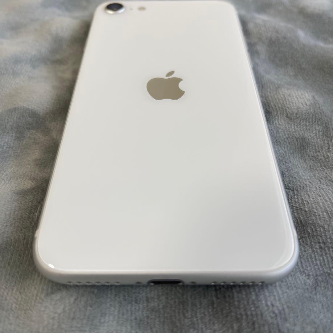 iPhone SE (第2世代) 128GB ホワイト SIMフリー
